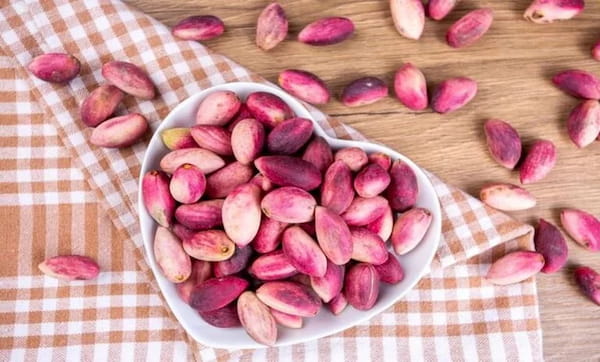 تصویر 3 از خرید پسته تازه با پوست + قیمت فروش استثنایی